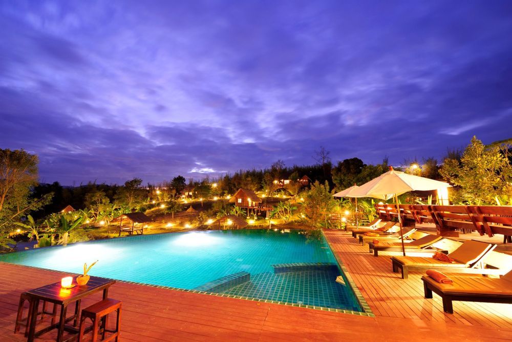 Pool, Phunacome Resort, Loei, Thailand Reisen