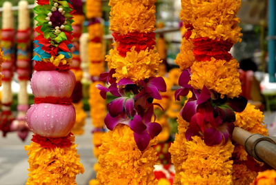 Blumenmarkt Bangkok, Thailand Luxusreise, Farbenfroh