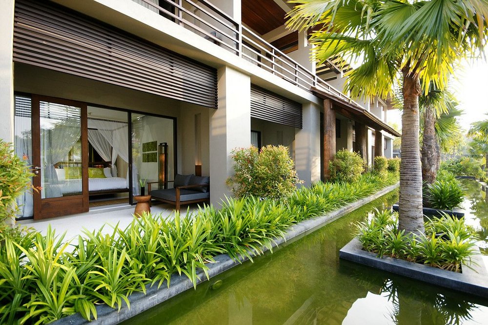 Balkon der Deluxe Rooms, Pattara Resort & Spa, Phitsanulok, Thailand Rundreise