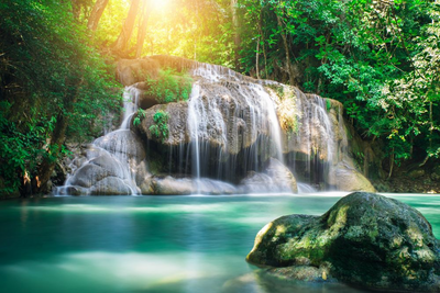 Erawan Wasserfall, Erawan Nationalpark, Thailand Naturreise