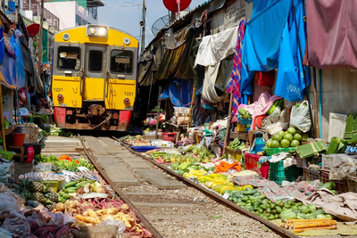 Mae Klong Railway Market, Thailand Rundreise
